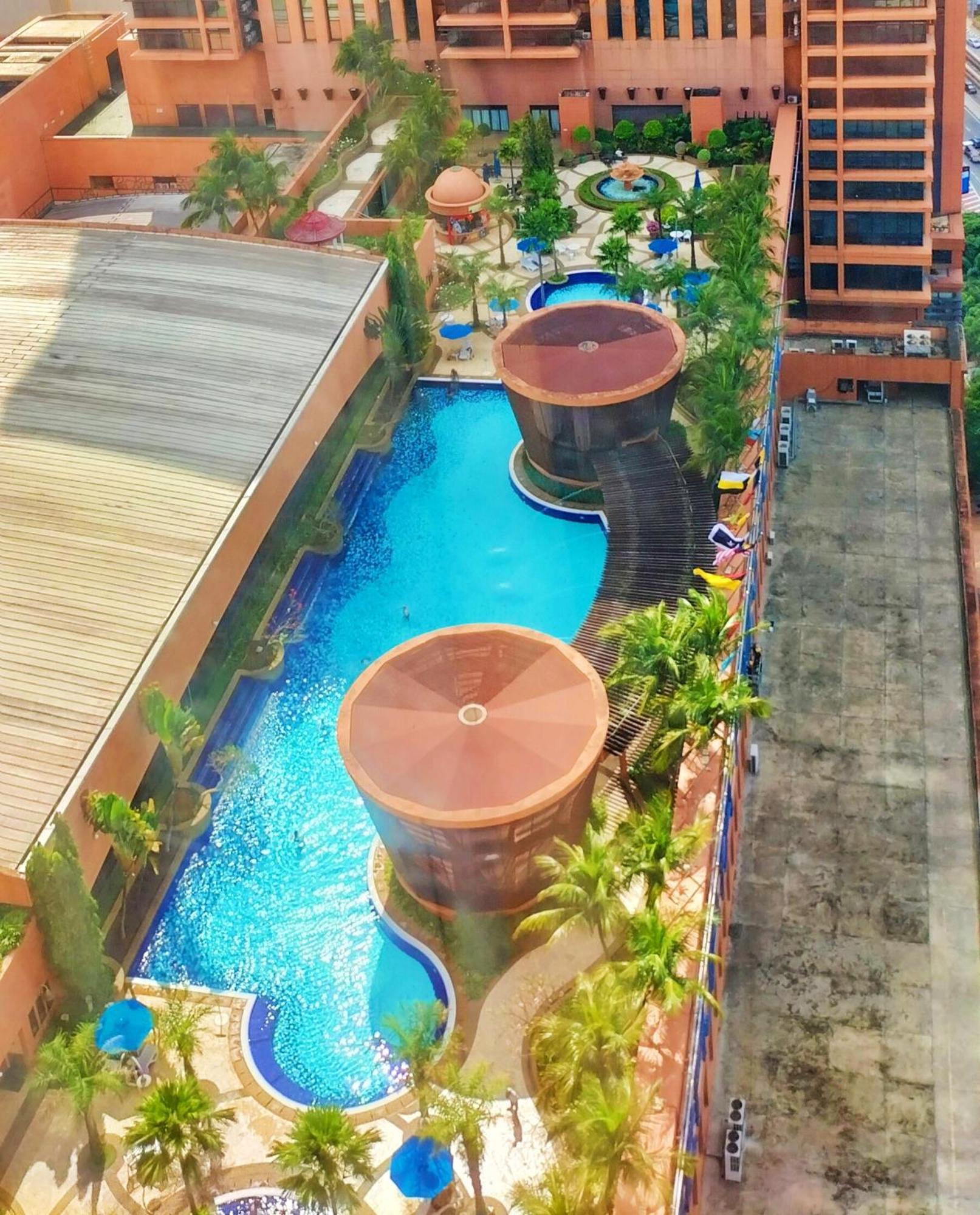 Regal Residences At Berjaya Times Square Kuala Lumpur Exterior foto